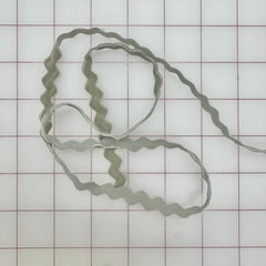 Non-Metallic Trim - .5-inch Grey Velveteen Ric Rac Close-Out