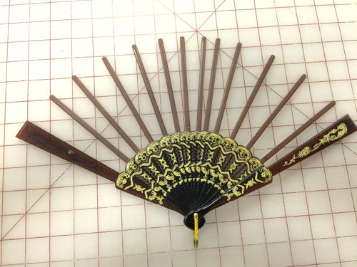 Spanish Fan Brown Spokes