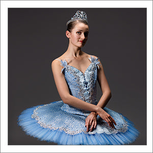 Double-Hand-Pleating: A Wonderful Technique for  Classical Tutu Top Layers