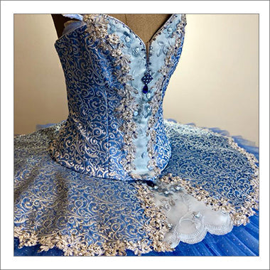 Summer Collins: Tutu.com Costume Shop Manager