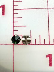 Rhinestones - 30SS Czech Bright-Cut Rose Montees Emerald 12-Pack