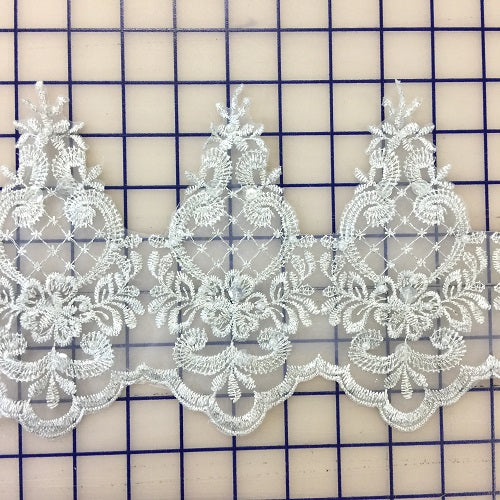 Metallic Trim - 7-inch Scalloped Silver