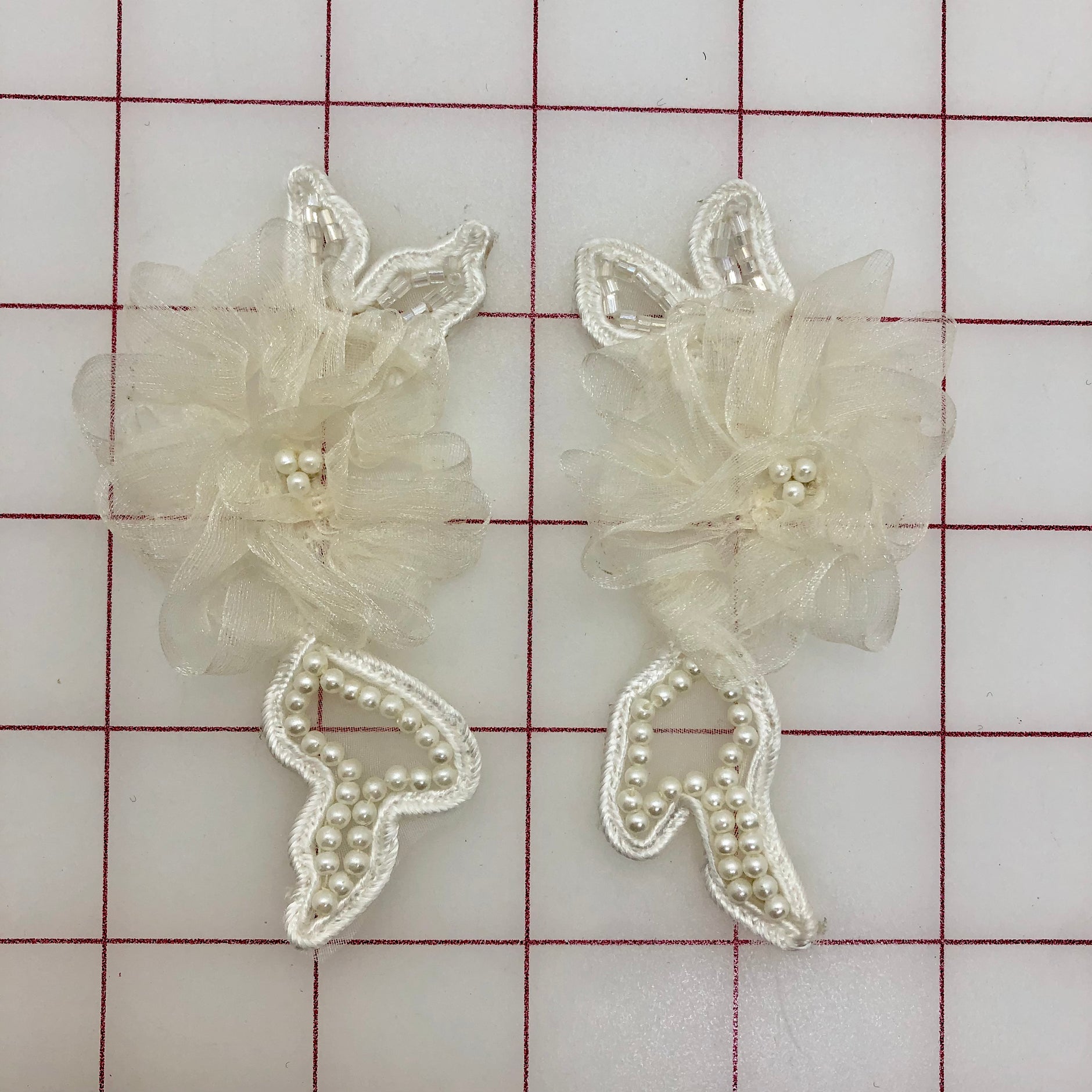 アンティーク雑貨  White Tutu . 4ff2b3d0-71c0-463a-81d7-