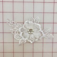 Applique - White 3D Lace Flower Motifs